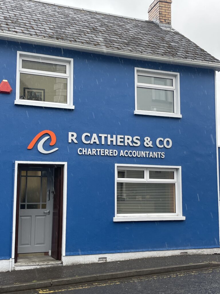 R Cathers & Co